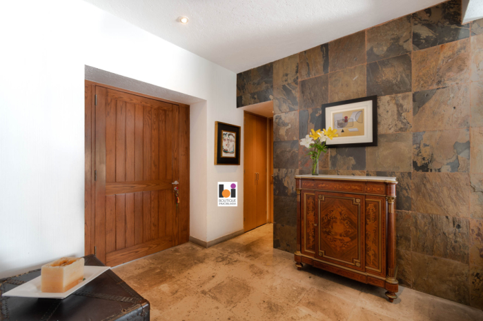Vendo Casa En Condominio En San Jerónimo Lídice, Con Jardín Y Cancha De Tenis