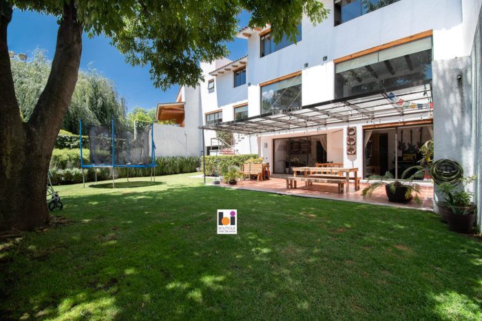 Vendo Casa En Condominio En San Jerónimo Lídice, Con Jardín Y Cancha De Tenis