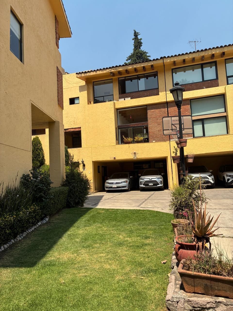 casa en venta en lomas de tecamachalco | condominio horizontal