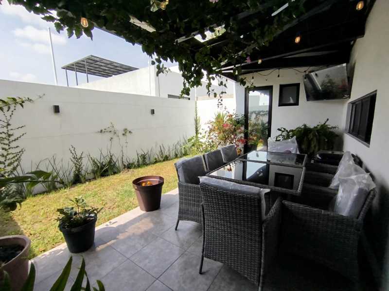 Casa En Venta En Lomas De Angelopolis