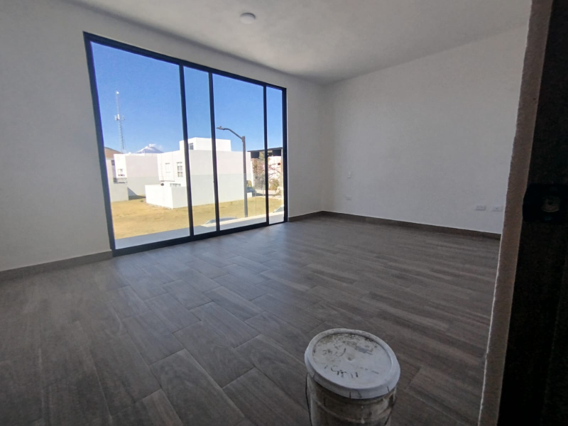 Casa En Venta En Lomas De Angelopolis