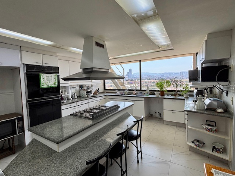 Departamento En Venta, En Lomas Anáhuac