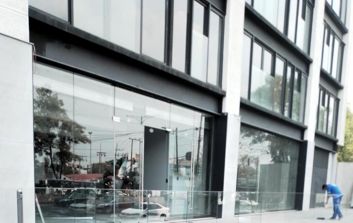 Anzures, Marina Nacional Local Planta 221m2 Baja Renta $133,705MN