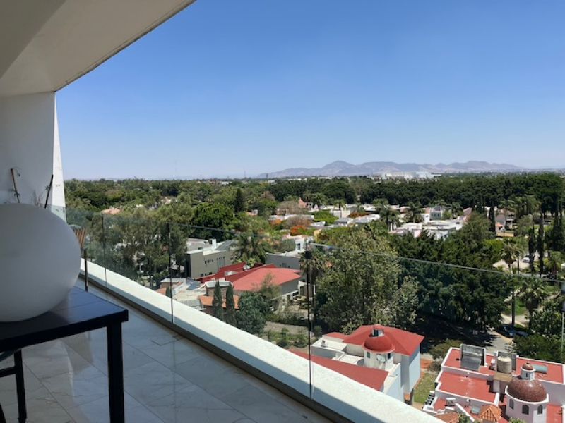 Departamento En Renta En Valle Real