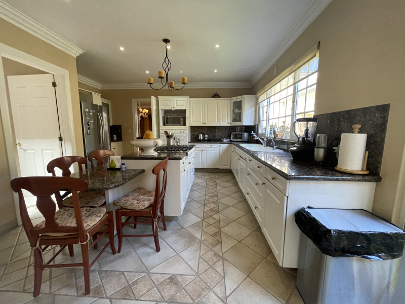 VENTA CASA EN PRIVADA - PASEO DE LOS LAURELES - SECOYAS - BOSQUES DE LAS LOMAS