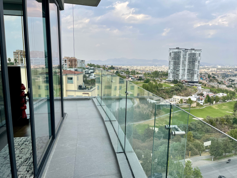 RENTA DEPARTAMENTO AMUEBLADO Y EQUIPADO CON TERRAZA  - LAS P�?RGOLAS - BOSQUE REAL
