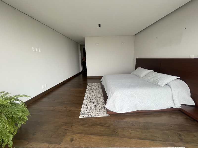 RENTA DEPARTAMENTO AMUEBLADO Y EQUIPADO CON TERRAZA  - LAS P�?RGOLAS - BOSQUE REAL