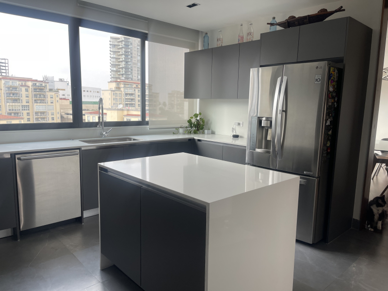 RENTA DEPARTAMENTO AMUEBLADO Y EQUIPADO CON TERRAZA  - LAS P�?RGOLAS - BOSQUE REAL