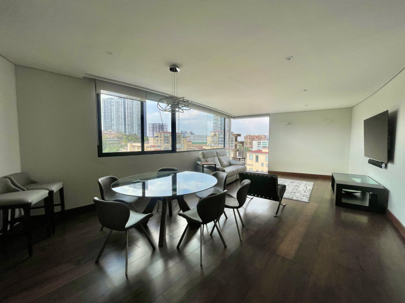 RENTA DEPARTAMENTO AMUEBLADO Y EQUIPADO CON TERRAZA  - LAS P�?RGOLAS - BOSQUE REAL