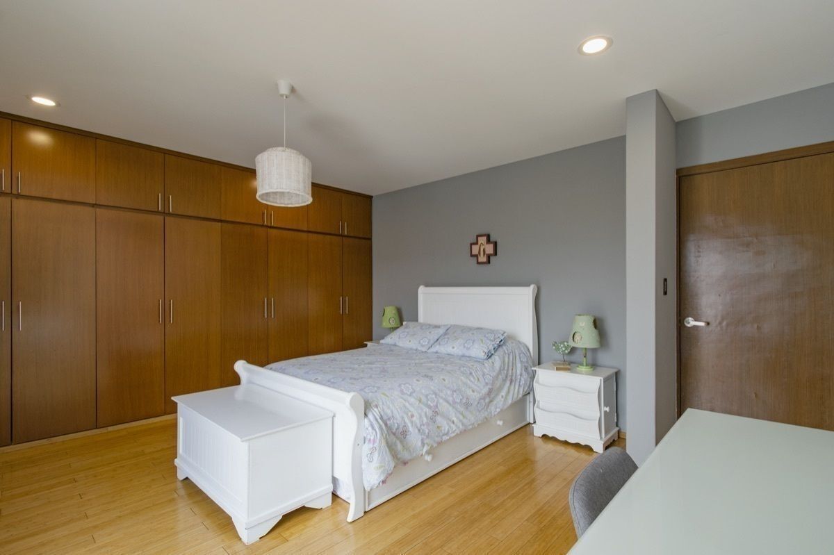 EN VENTA CASA EN PRIVADA EN TECAMACHALCO CON MUCHA ILUMINACI�?N