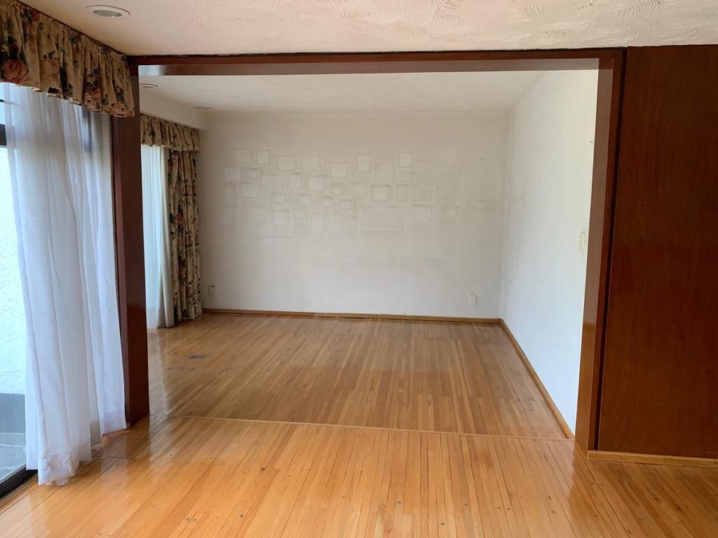 gran oportunidad en jardines del pedregal – casa para renovar con 1400 m² de ter