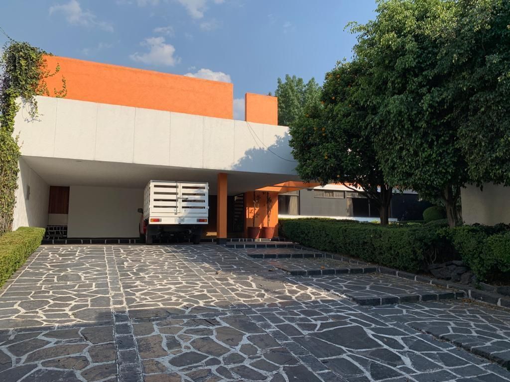 gran oportunidad en jardines del pedregal – casa para renovar con 1400 m² de ter