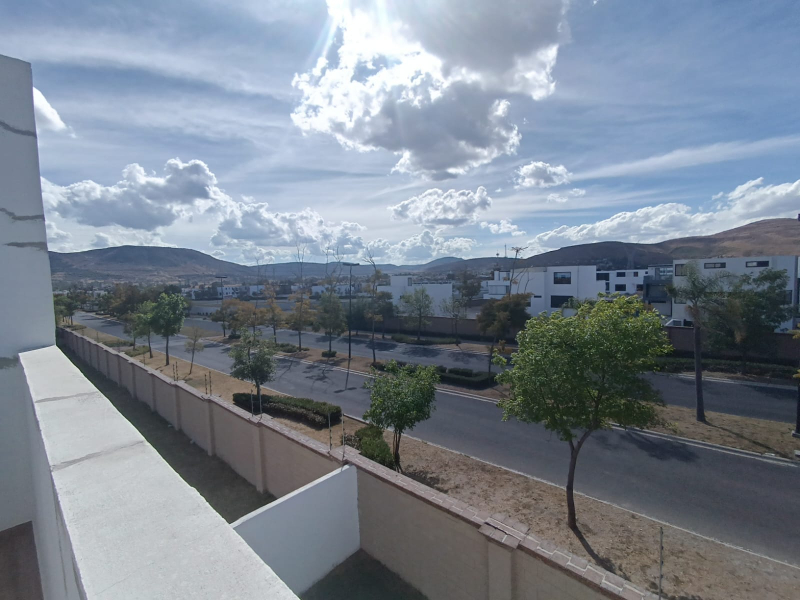 Casa En Venta En Lomas De Angelopolis