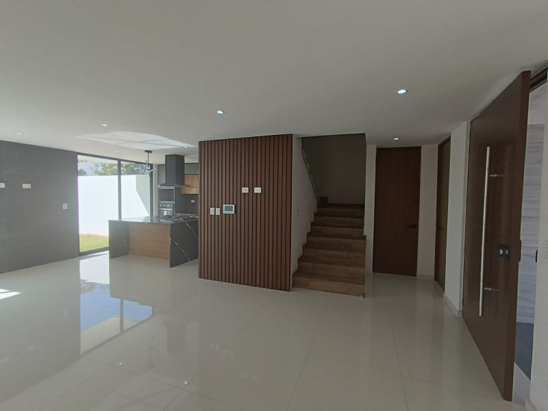 Casa En Venta En Lomas De Angelopolis