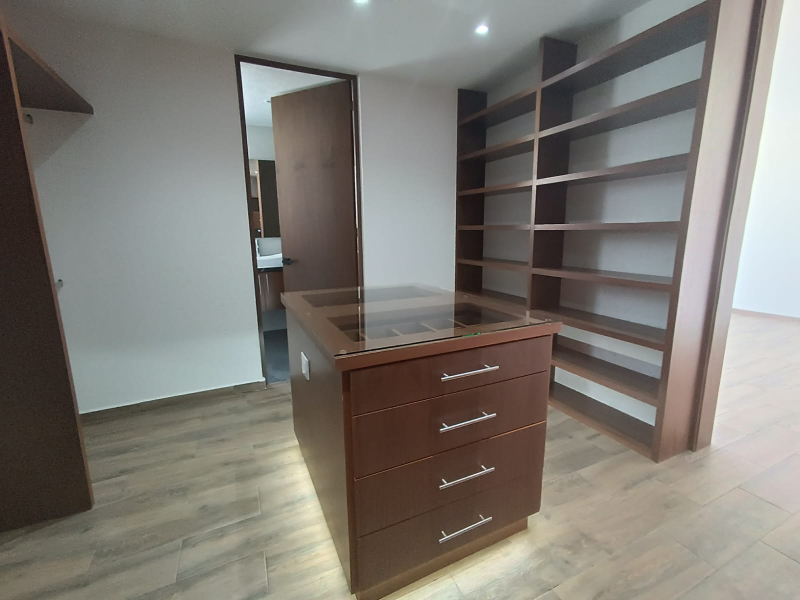 Casa En Venta En Lomas De Angelopolis