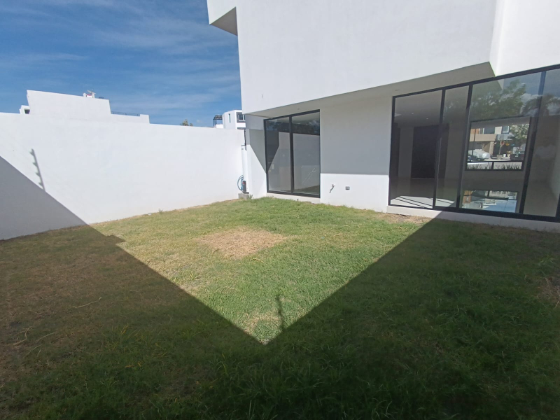 Casa En Venta En Lomas De Angelopolis