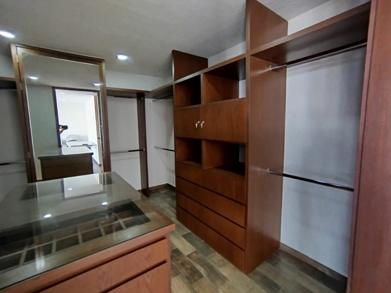 Casa En Venta En Lomas De Angelopolis