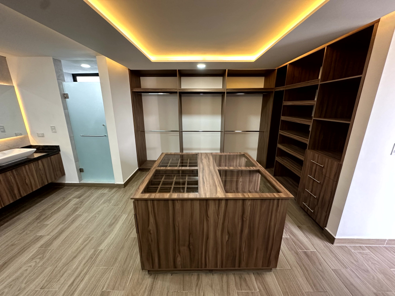 Casa En Venta En Lomas De Angelopolis