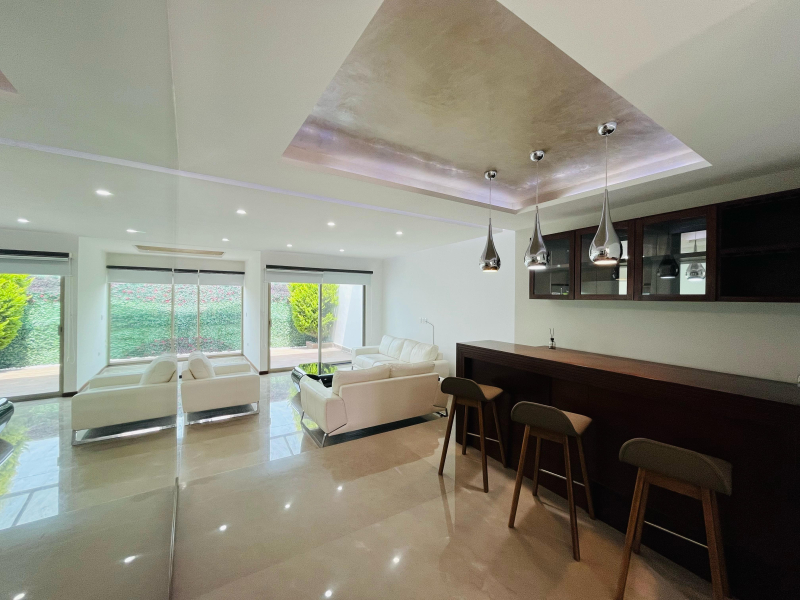 Casa En Venta En Lomas De Angelopolis 1