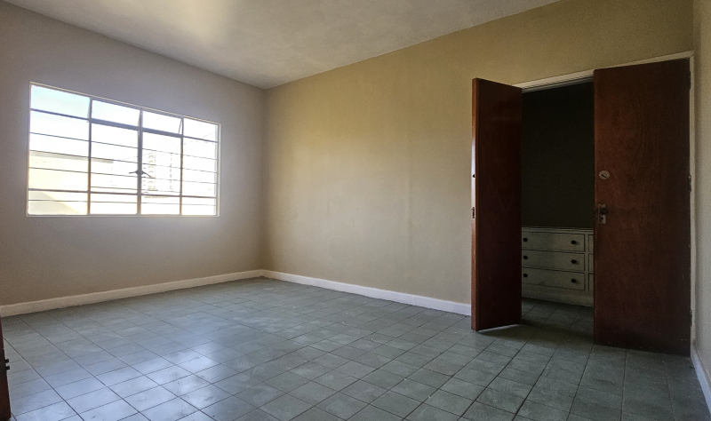 Casa En Venta En Frente Del Parque Revolucion