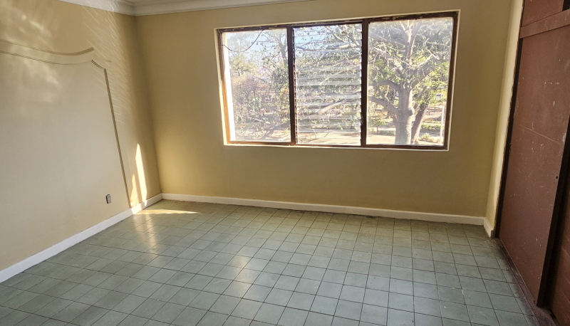 Casa En Venta En Frente Del Parque Revolucion