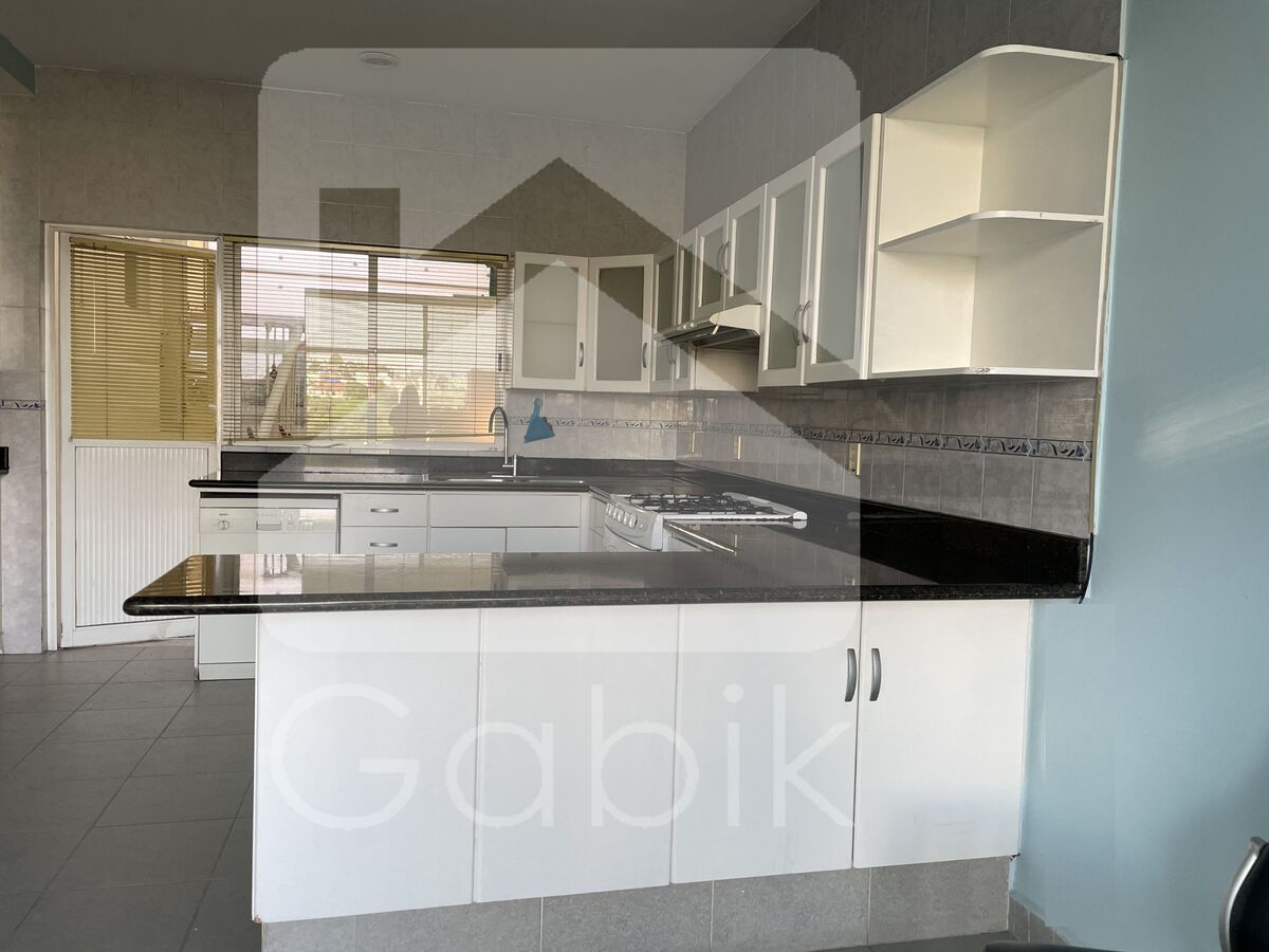 CASA EN VENTA EN CERRADA JUNTO A UNIV ANAHUAC NORTE