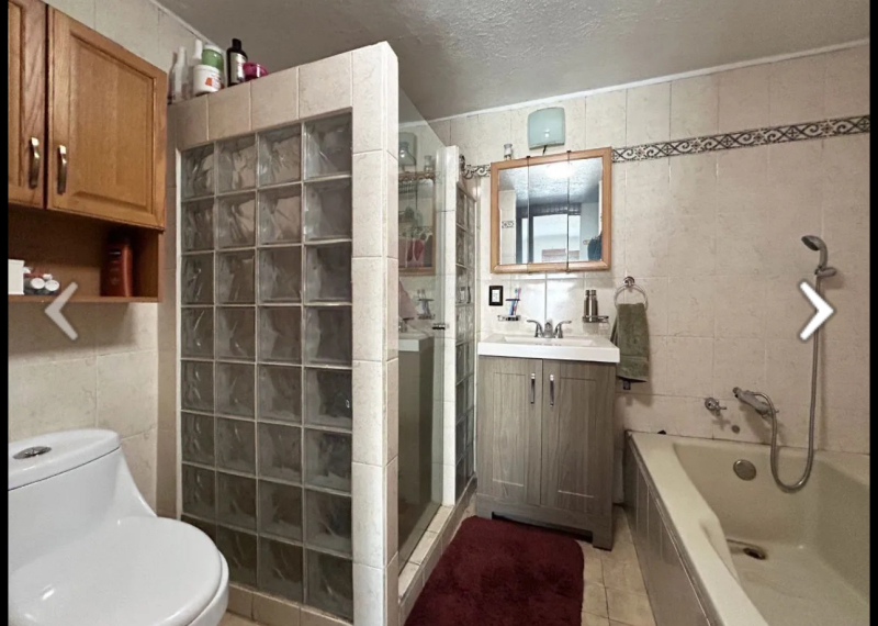 Casa En Venta En Jardines Del Valle