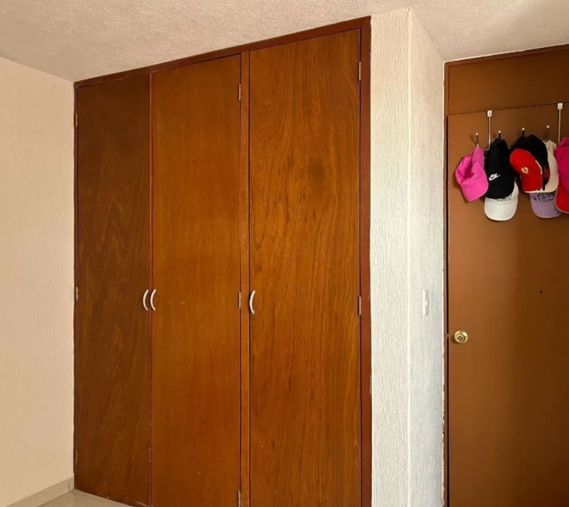Casa En Venta En Jardines Del Valle