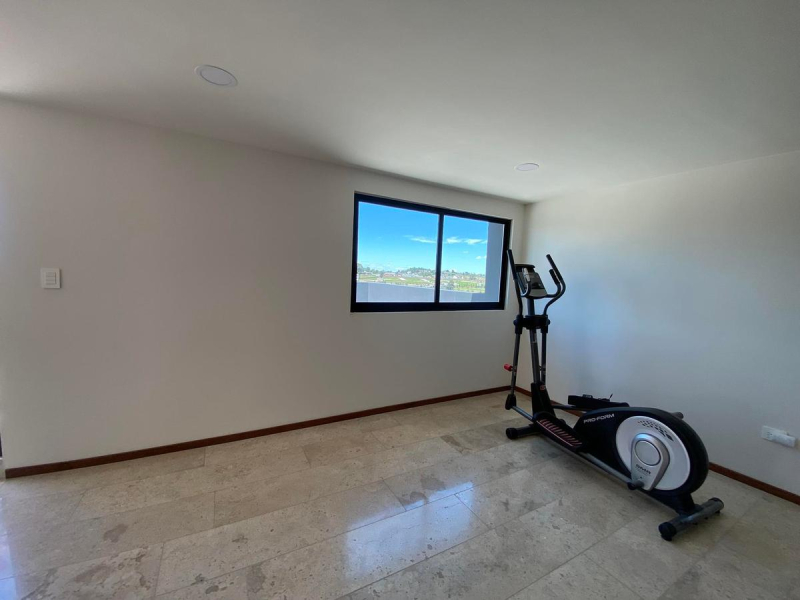 Casa En Venta En Lomas De Angelopolis
