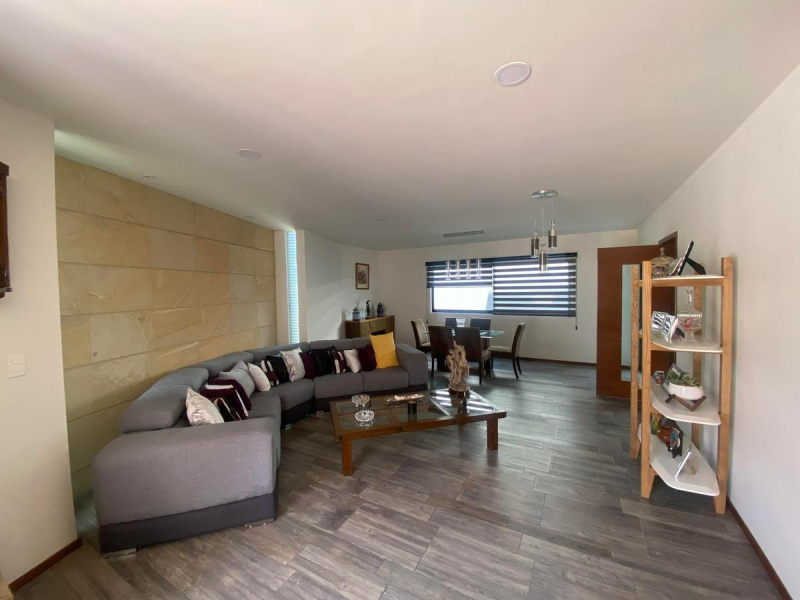 Casa En Venta En Lomas De Angelopolis
