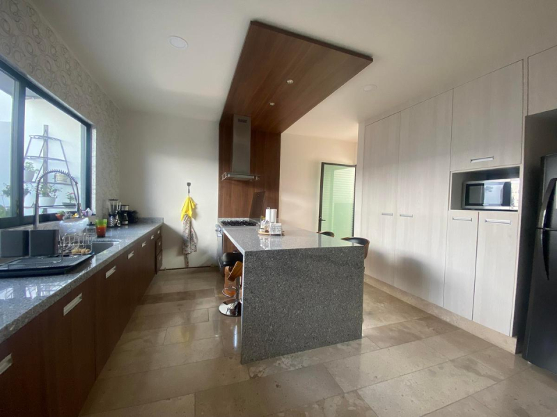 Casa En Venta En Lomas De Angelopolis