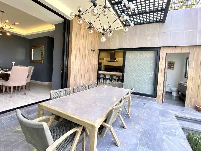 Casa En Venta En Lomas De Angelopolis