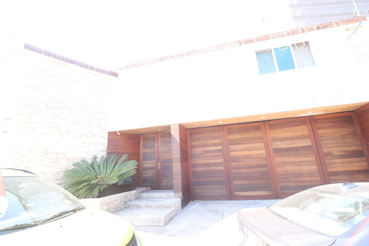 exclusiva residencia en jardines del pedregal – gran potencial de actualización