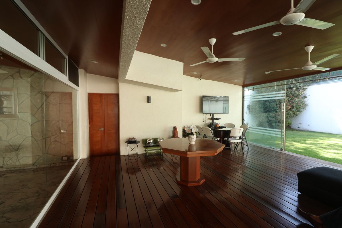 exclusiva residencia en jardines del pedregal – gran potencial de actualización