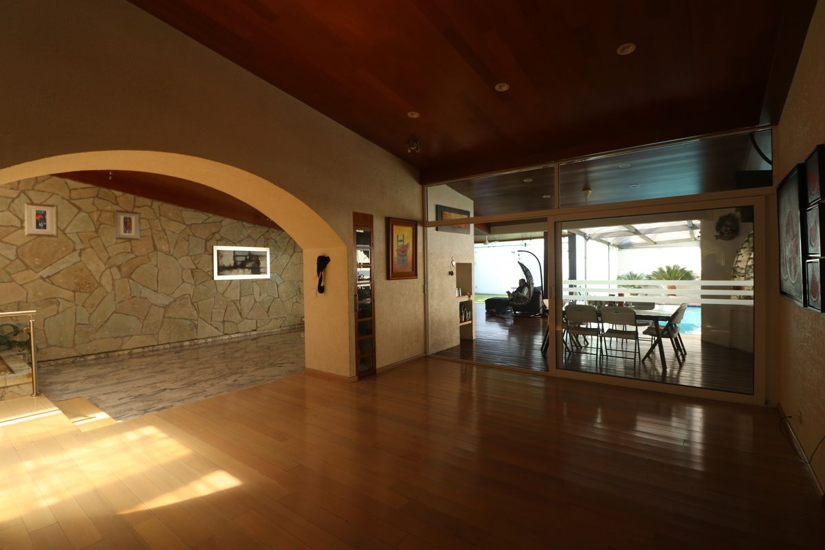 exclusiva residencia en jardines del pedregal – gran potencial de actualización
