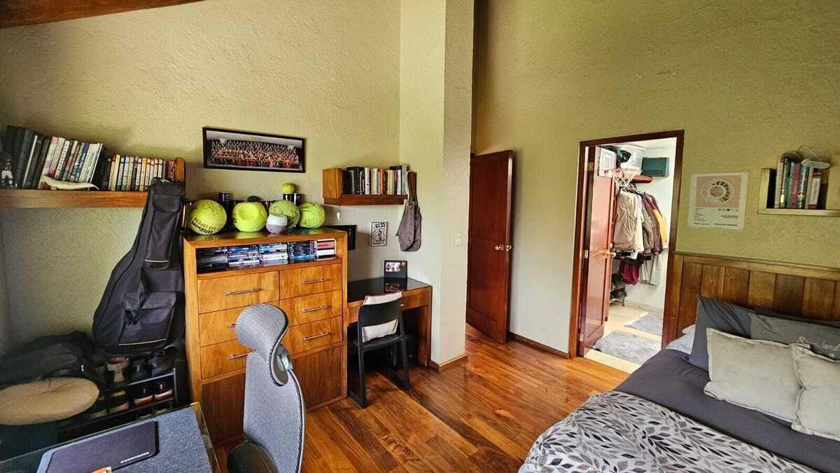 VENTA CASA EN CERRADA LOMAS DE VISTA HERMOSA