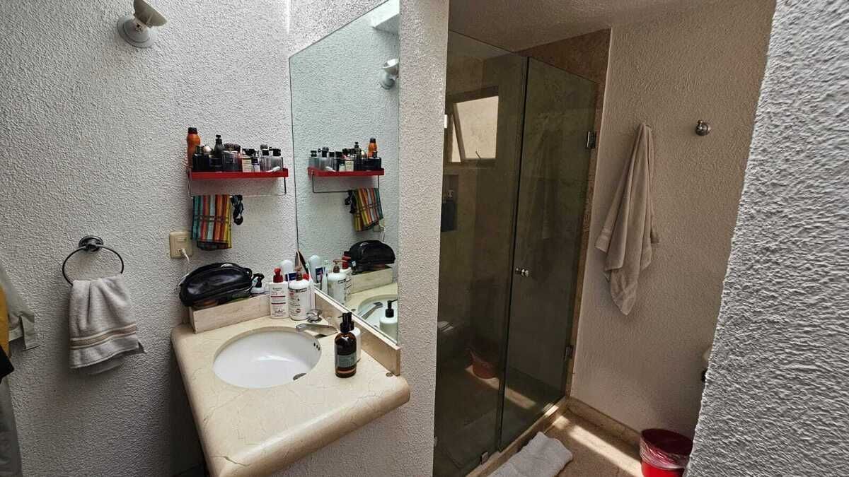 VENTA CASA EN CERRADA LOMAS DE VISTA HERMOSA