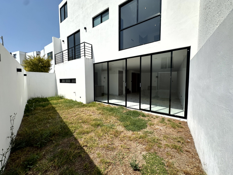 Casa En Venta En Lomas De Angelopolis