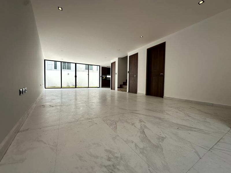 Casa En Venta En Lomas De Angelopolis