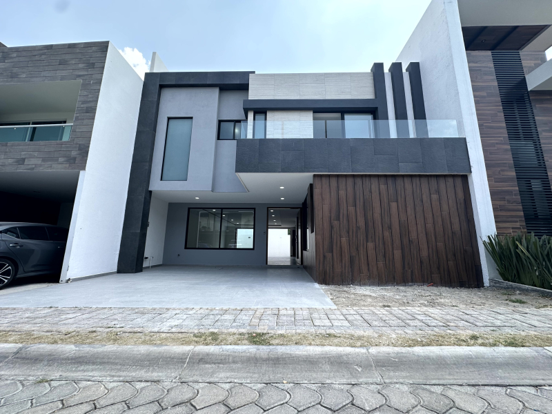 Casa en Venta en Lomas de Angelopolis