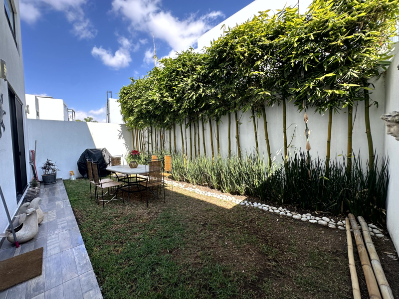 Casa En Venta En Lomas De Angelopolis