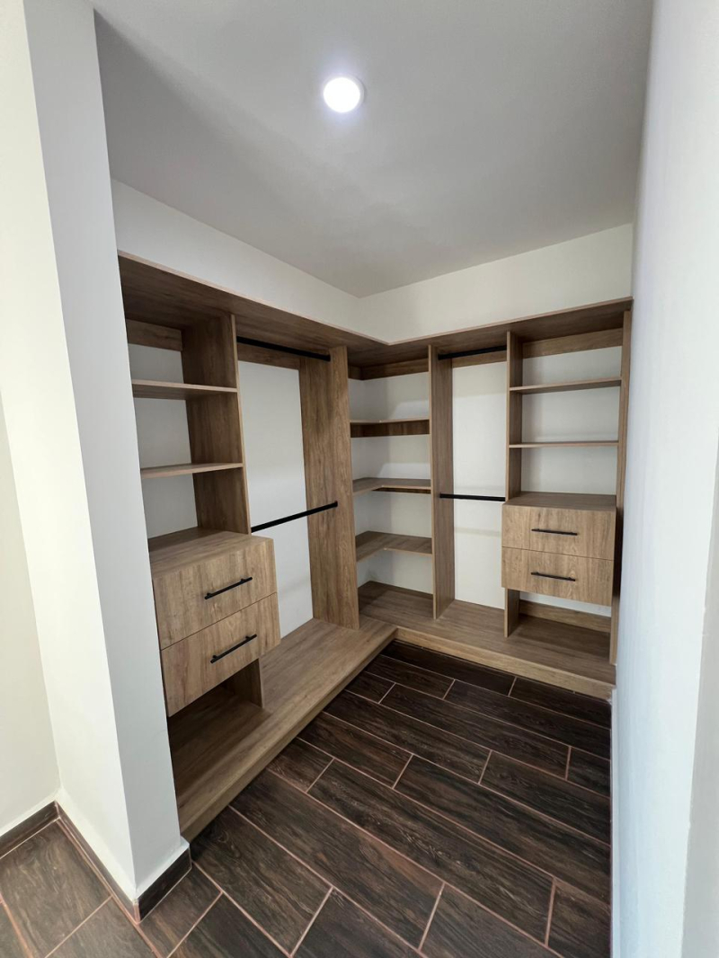 EN VENTA CASA A ESTRENAR RESIDENCIAL MESETA