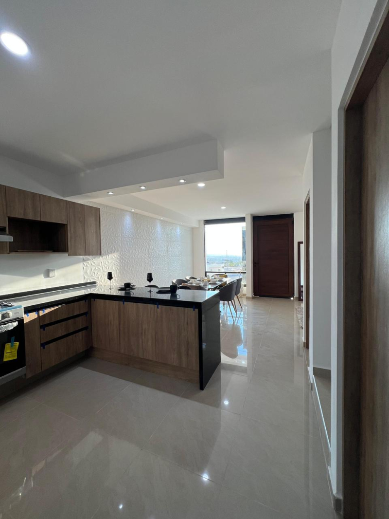 EN VENTA CASA A ESTRENAR RESIDENCIAL MESETA