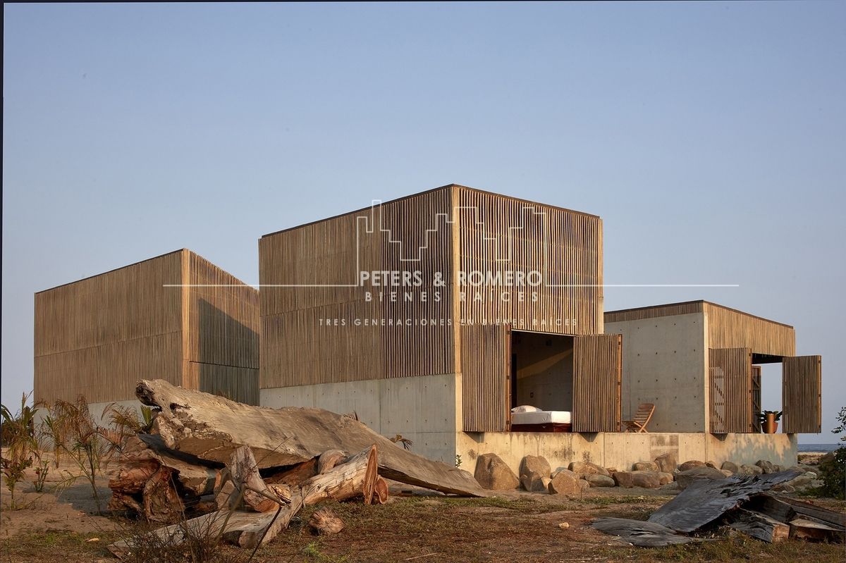 Casa en Venta Frente al Mar Puertecito en Oaxaca