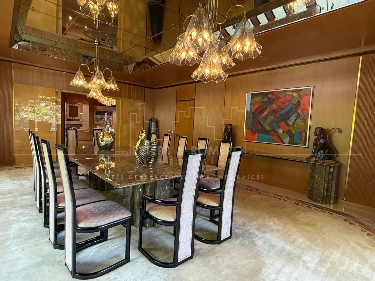 Residencia de lujo en Venta en Bosques de las Lomas
