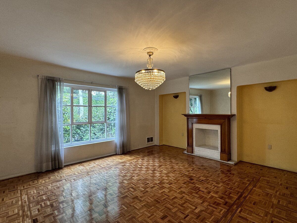 oportunidad linda casa para remodelar con jardín en las lomas de chapultepec