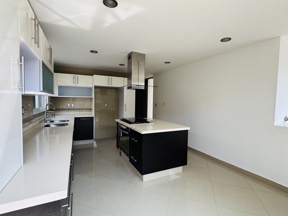 casa en venta en lomas del río