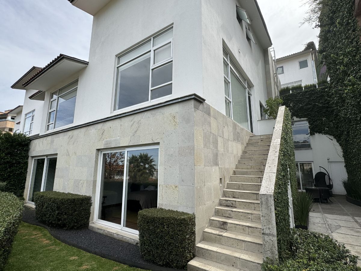 Casa Residencial en Venta en Lomas Country