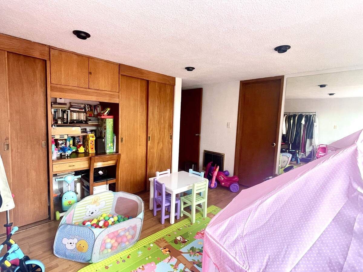 casa con vigilancia en venta en la herradura