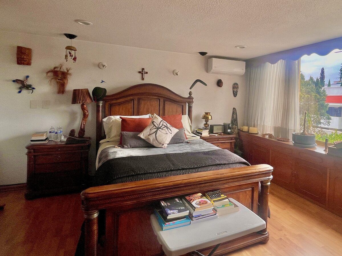 casa con vigilancia en venta en la herradura